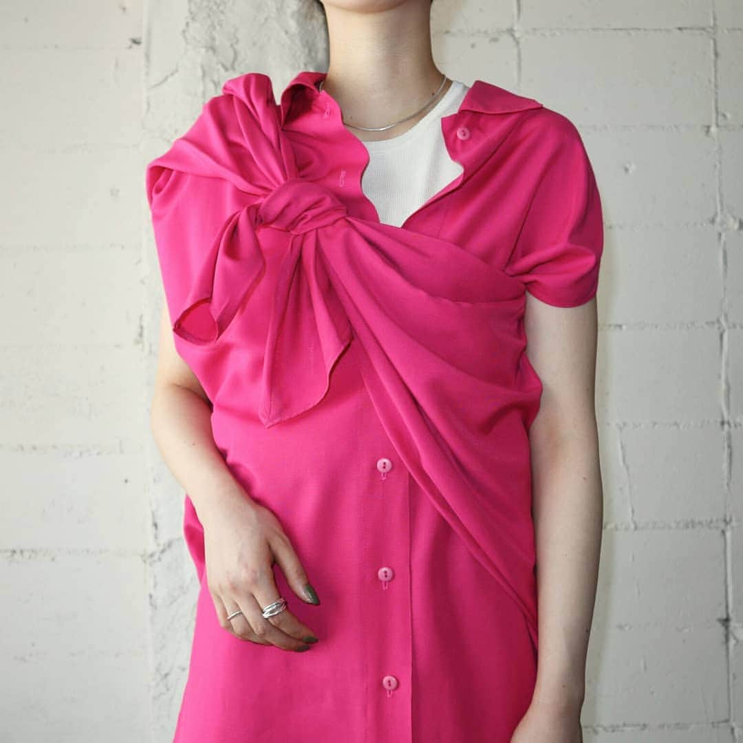 吉祥寺 古着屋 Orfeoのインスタグラム：「3way Big Shirt  #orfeo #kichijoji #tokyo #vintage #used #fashion #coordinate #outfits  掲載商品のお問い合わせはメールにて承っております。コメント、DMでのお問い合わせは受け付けておりませんのでご了承ください。」