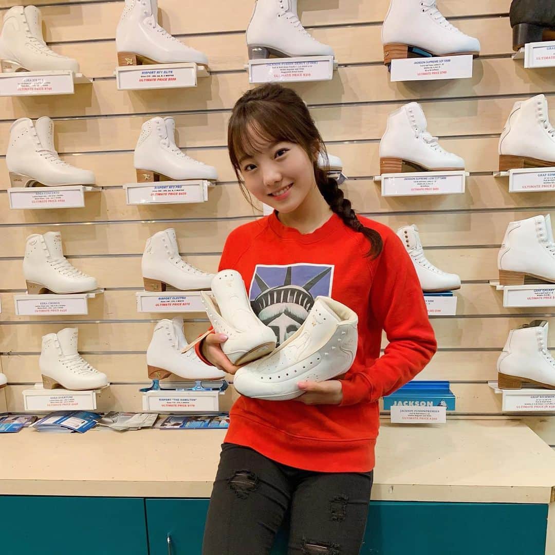 本田真凜さんのインスタグラム写真 - (本田真凜Instagram)「. 新しい靴！⛸ 初めてアメリカで靴作りをしたので緊張しました🙃🙃」5月25日 12時26分 - marin_honda