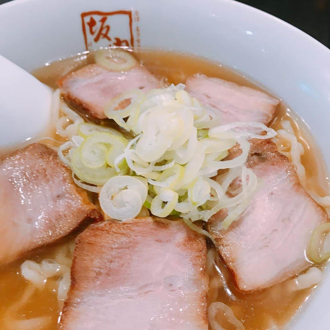 磯山さやかさんのインスタグラム写真 - (磯山さやかInstagram)「喜多方ラーメン好きなのです。  #麺がモッチモチ✊ #喜多方ラーメン #坂内」5月25日 12時37分 - sayakaisoyama