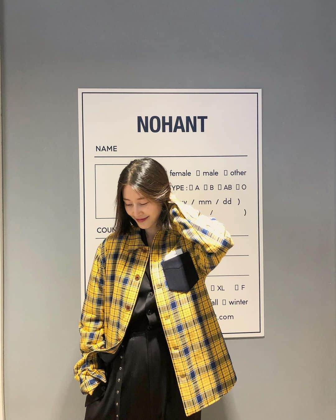 イ・ヒョニさんのインスタグラム写真 - (イ・ヒョニInstagram)「💛 #노앙 #nohant #2019fw #preoder  전부 다 사고싶은 이번시즌😍 노앙쇼룸에서 오늘까지 한대요~ @official_nohant」5月25日 12時50分 - lee.hyunyi