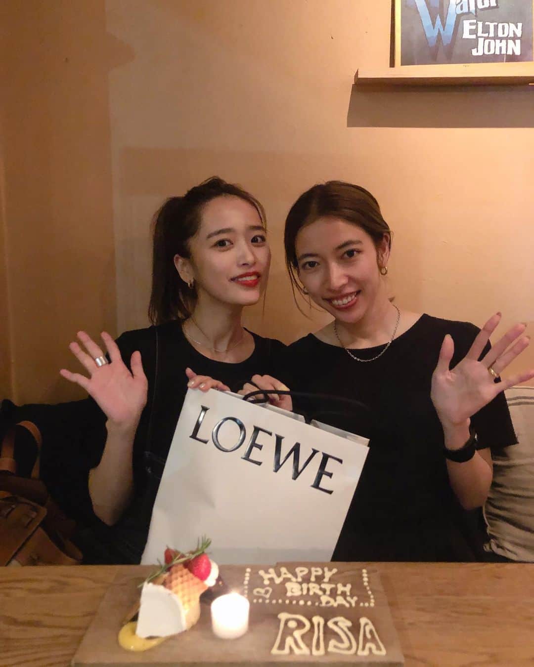 近藤千尋のインスタグラム：「昨日は久しぶりに会えた りーちゃんのお誕生日 お祝いしました❤️🥂🎂 昔からの努力を知ってるからこそ 本当に尊敬する仲間の一人です🥺 今年も素敵な一年に…✨😘 今日は甥っ子が来ていて 賑やかな我が家です🏠❤️ 子供の体力は永遠だな…👦👧👦」