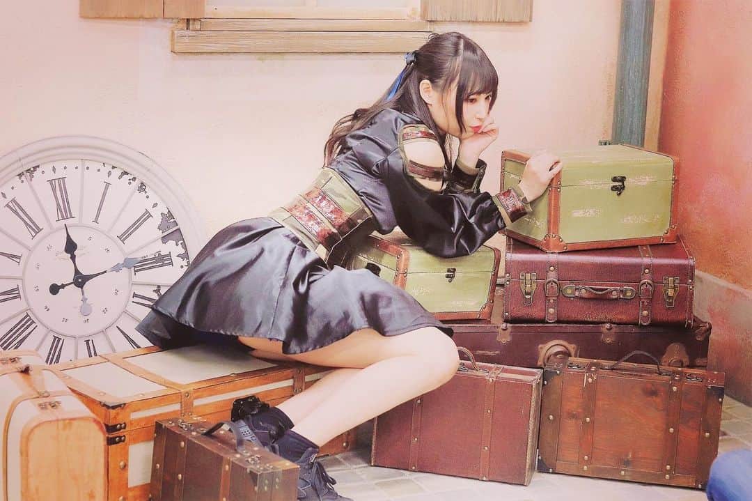雪乃しほりのインスタグラム：「ひと休み(σω-)。 #フォロー歓迎  #フォロワー増やしたい  #いいね」