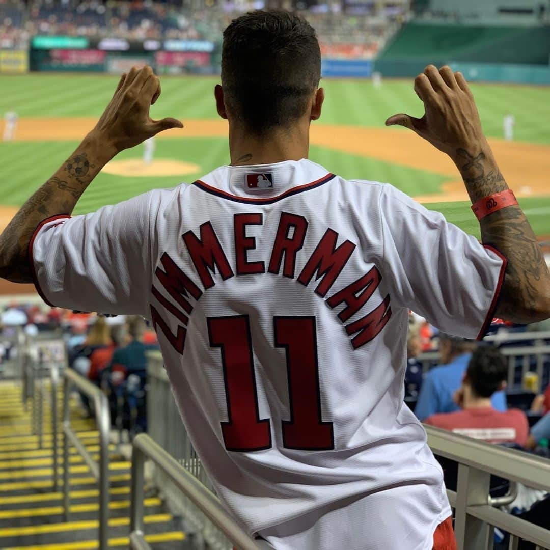 クリスティアン・テージョさんのインスタグラム写真 - (クリスティアン・テージョInstagram)「C’mon Nats🚀 Bonita experiencia⚾️ #baseball #Washington #11 @nationals」5月25日 23時15分 - ctello91