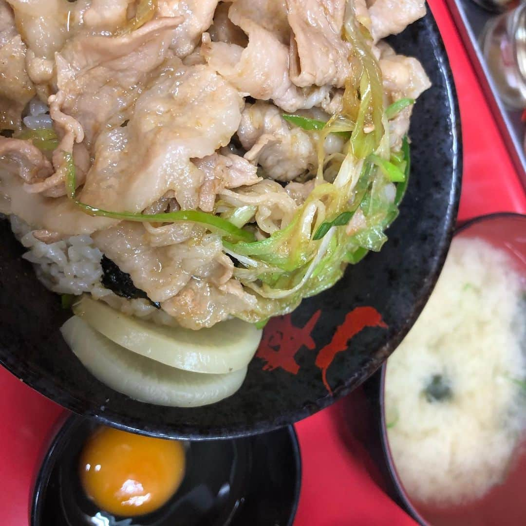 藤田琢己さんのインスタグラム写真 - (藤田琢己Instagram)「腹一杯食える幸せ。」5月25日 23時24分 - takumifujita1