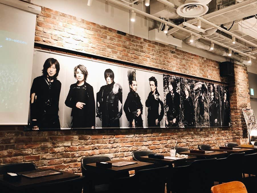 marikill66さんのインスタグラム写真 - (marikill66Instagram)「✼ 🐱☕️ * #BUCKTICK #BUCKTICKカフェ #BUCKTICKコラボカフェ  #bucktickcafe #バクチクカフェ #くるみラテ #ラテアート #タワレコカフェnu茶屋町 #cat * #marikill66_0525 #marikill66bt」5月25日 23時28分 - marikill66