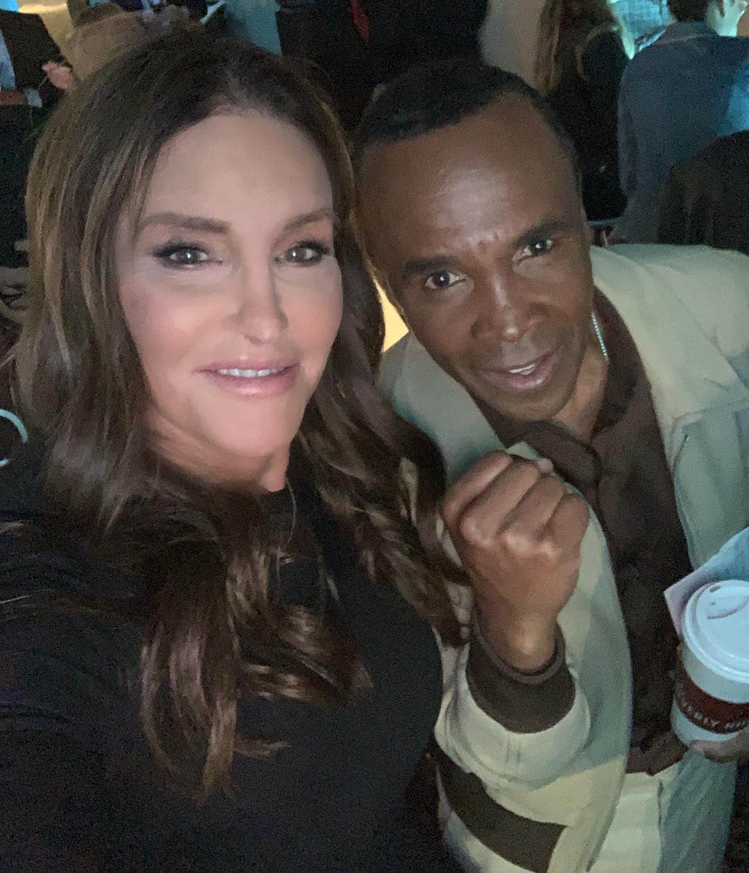 Caitlyn Jennerさんのインスタグラム写真 - (Caitlyn JennerInstagram)「So proud of my friend @sugarrayleonard and all of his work with his foundation. What a fun night!」5月25日 23時33分 - caitlynjenner