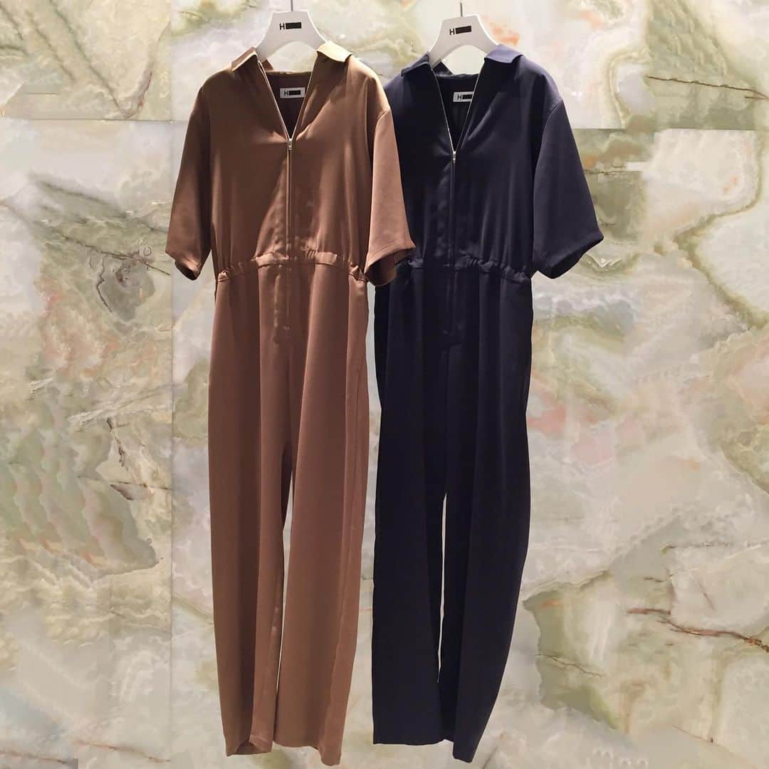 のインスタグラム：「＜H BEAUTY&YOUTH＞ satin all-in-one ¥30,000-(+tax)  #H_beautyandyouth @h_beautyandyouth  #BEAUTYANDYOUTH #Unitedarrows」