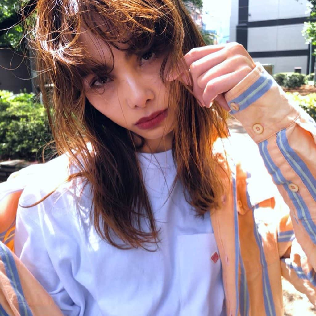 芦住彩來さんのインスタグラム写真 - (芦住彩來Instagram)「オレンジ強調🍊🧡 メイクは、もっぱらオレンジ！ ・ ちょくちょく サロン撮影もしてるのだよ☺︎ ・ ・ ✂︎ @minami_yuya97 thank you♡」5月25日 17時19分 - i._am_sarah