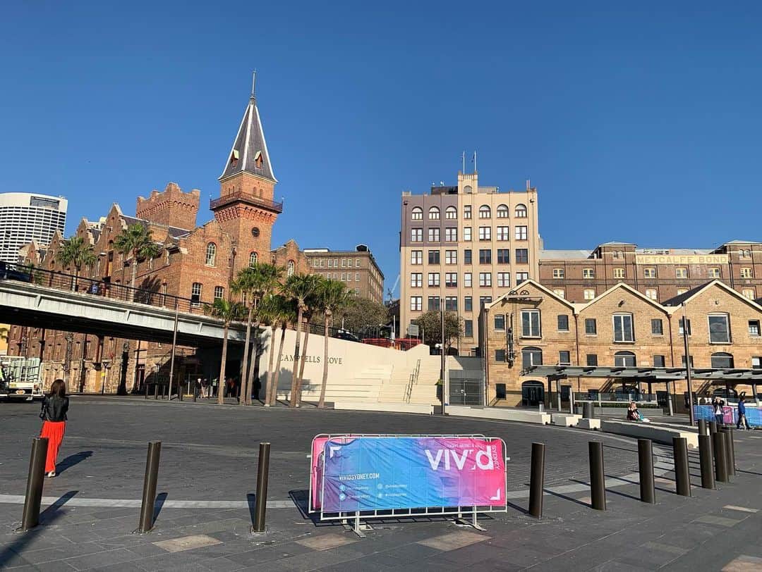 こにわさんのインスタグラム写真 - (こにわInstagram)「Today's art. Sydney is art. So beautiful and situmulated.  #australia #sydney #art #photograph」5月25日 17時44分 - koniwa1982