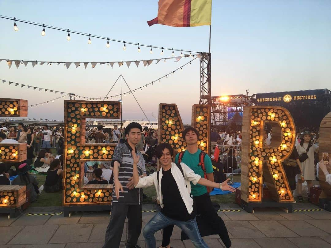 DE DE MOUSEさんのインスタグラム写真 - (DE DE MOUSEInstagram)「GREENROOM FESTIVAL来た‼️ 天気最高✨✨✨ ONJUICY @onjuicy とPrimula @primula_kyun  #dédémouse #dedemouse #デデマウス #電電鼠 #onjuicy #primula」5月25日 18時39分 - dedemouse99