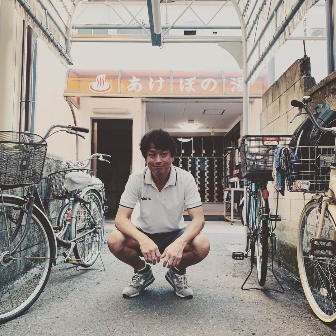 椎名桔平さんのインスタグラム写真 - (椎名桔平Instagram)「#銭湯 汗を流してきました^_^レトロで天然温泉でサイコーでした♨️」5月25日 19時01分 - kippeishiina