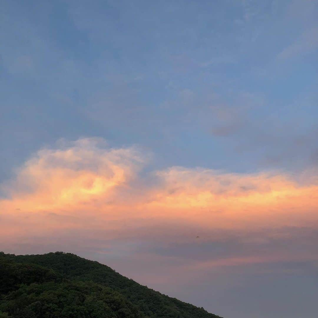 ソ・ジフンさんのインスタグラム写真 - (ソ・ジフンInstagram)「☁️」5月25日 19時51分 - jihux