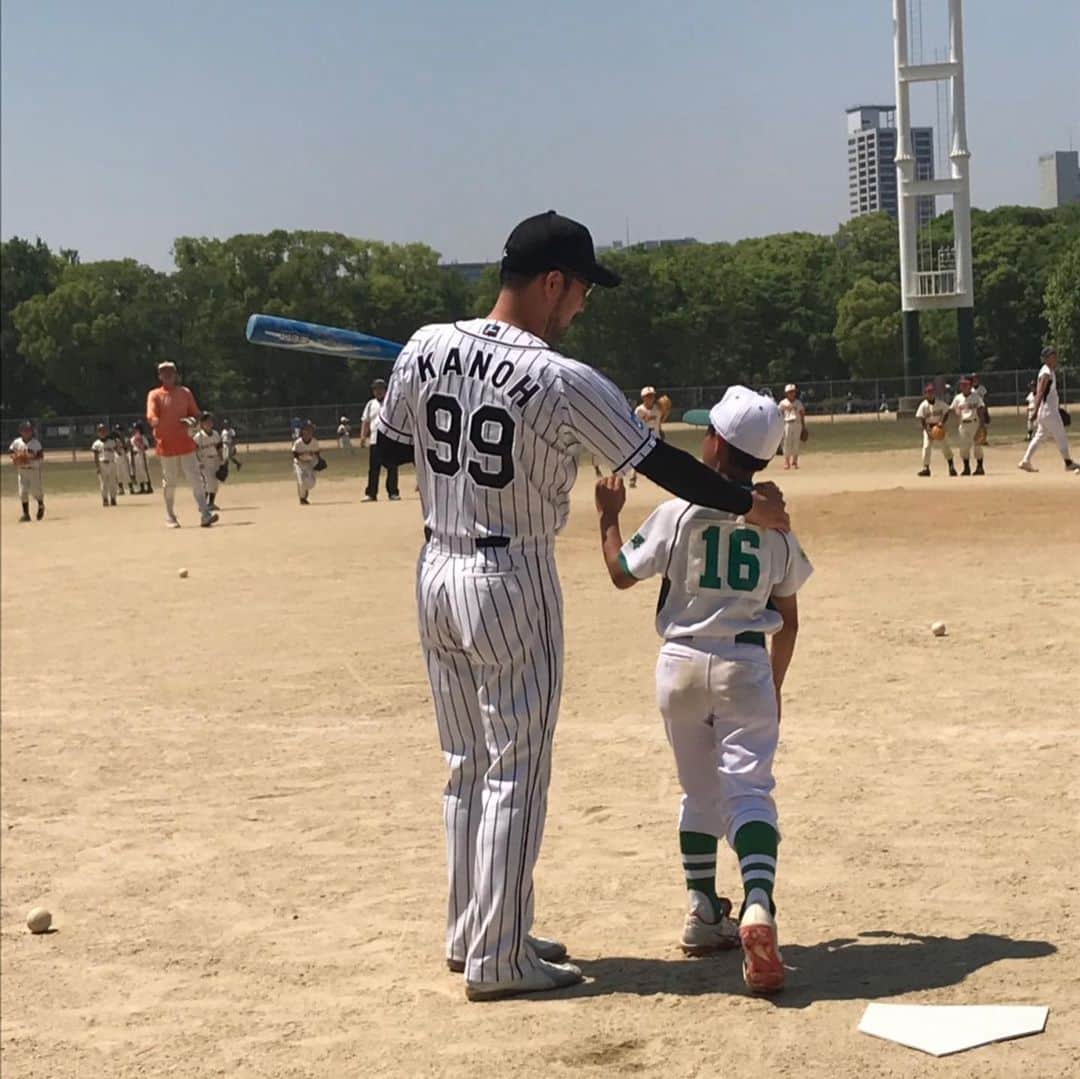 狩野恵輔さんのインスタグラム写真 - (狩野恵輔Instagram)「暑かったけど最高に楽しかった^_^  #大阪城 #天下人 #ミスター #タイガース #掛布雅之 #野球教室 #トークショー #ミツワタイガー #狩野恵輔」5月25日 19時46分 - keisuke_kanoh_official