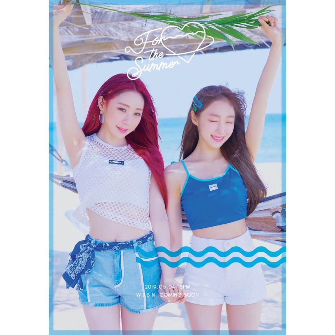 宇宙少女さんのインスタグラム写真 - (宇宙少女Instagram)「#우주소녀 SPECIAL ALBUM #For_the_Summer #PHOTO_TEASER BLUE ver. 🏝  #수빈 #연정 #SOOBIN #YEONJUNG #ROOMMATE 와 #여름나기  2019.06.04 6PM COMING SOON 💘 #우주스타그램 #WJSN」5月25日 20時02分 - wjsn_cosmic