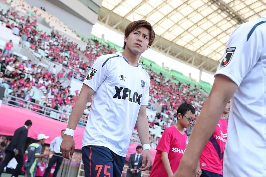 小川諒也のインスタグラム：「応援ありがとうございました 反省して、次に進む。 #fctokyo #小川諒也」