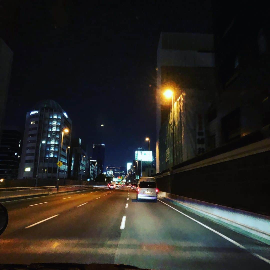 三吉ツカサさんのインスタグラム写真 - (三吉ツカサInstagram)「仕事終わったから東京に帰るよ #楽しい夜走り #安全運転」5月25日 21時01分 - tsukasamiyoshi
