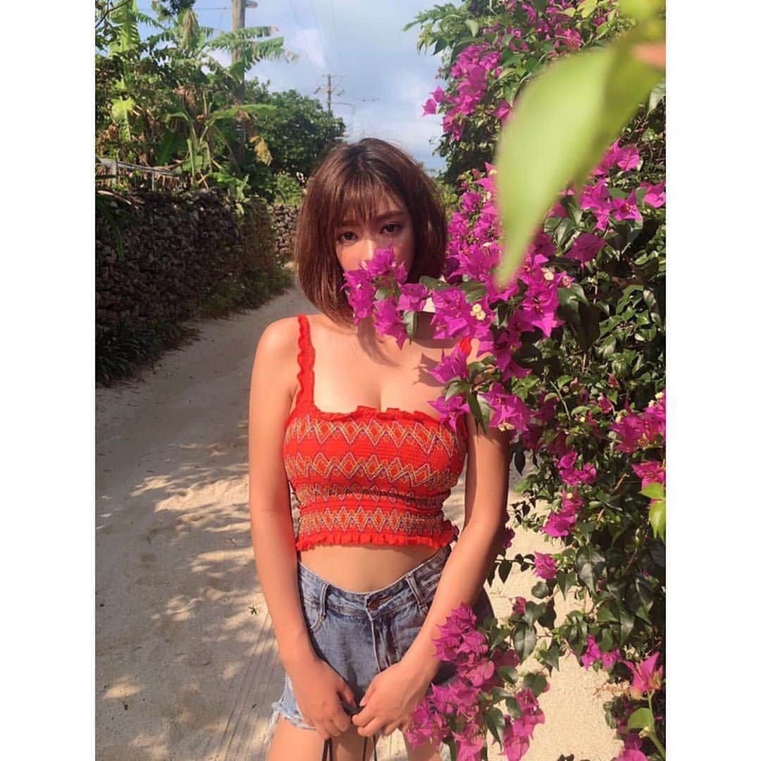 美女美容事情さんのインスタグラム写真 - (美女美容事情Instagram)「《自然に癒されたい🏖》⠀ *⠀ リポストを使って、素敵な写真📷✨を投稿されてる方を紹介させて頂く⠀⠀⠀⠀ 【💄美女美容事情💅】のコーナーです✨⠀ *⠀⠀⠀⠀⠀⠀⠀ いいねやコメント、フォローして応援してね❤︎🥰🎶⁣⠀ *⠀⠀⠀⠀⠀⠀⠀ 今回ご紹介させて頂きますのは❤︎⠀ 大柳友里恵さん<@__.__yurie >の素敵なお写真📸⠀ *⠀ 仕事に趣味に時間を使うのもいいですがたまにはゆったりとした時間を過ごしたくなるもの😘🌼幸せすぎて現実に戻るのが嫌になってしまいそうですね😂❤️⠀ *⠀⠀ 大柳友里恵さんのアカウントには他にも素晴らしい投稿が沢山ありますので是非覗いてみて💁‍♀️💙⠀ *⠀⠀ 大柳友里恵さん<@__.__yurie >⠀ 素敵な投稿ありがとうございました☺️📸✨⠀⠀⠀⠀⠀⠀⠀⠀ △▼△▼△▼△▼△▼△▼△▼△▼△▼⠀⠀⠀⠀⠀⠀⠀⠀⠀⠀⠀⠀⠀⠀⠀⠀⠀⠀⠀⠀⠀⠀⠀⠀⠀⠀⠀⠀⠀⠀⠀⠀⠀ ❤🧡💛「美女美容事情」💚💙💜⠀⠀⠀⠀⠀⠀⠀⠀⠀⠀⠀⠀⠀⠀⠀ 👇掲載ご希望の方は👇⠀⠀⠀⠀⠀⠀⠀⠀⠀⠀⠀⠀⠀⠀⠀⠀ @b_b_j.jタグ付けと🖤 # ビジョビ⠀🖤⠀⠀⠀⠀⠀⠀⠀⠀⠀⠀⠀⠀⠀⠀⠀ をタグ付けお願いします✨⠀⠀⠀⠀⠀⠀⠀⠀⠀⠀⠀⠀⠀⠀⠀⠀ ――――――――――――――――⠀⠀⠀⠀⠀⠀⠀⠀⠀⠀⠀⠀⠀⠀⠀⠀⠀⠀⠀⠀⠀⠀⠀ ～姉妹アカウントのご紹介～⠀⠀⠀⠀⠀⠀⠀⠀⠀⠀⠀⠀⠀⠀⠀⠀⠀⠀⠀⠀⠀⠀⠀⠀⠀⠀⠀ ◇美容情報を紹介している«美女美容事情～Beauty～»⠀⠀⠀⠀⠀⠀⠀⠀⠀⠀⠀⠀⠀⠀⠀⠀⠀⠀⠀⠀⠀⠀⠀⠀⠀⠀ ( @b_b_j.j_b )⠀⠀⠀⠀⠀⠀⠀⠀⠀⠀⠀⠀⠀⠀⠀⠀⠀⠀⠀⠀⠀⠀⠀⠀⠀⠀⠀ ◇美しい旅スポット紹介をしている«美 spot»⠀⠀⠀⠀⠀⠀⠀⠀⠀⠀⠀⠀⠀⠀⠀⠀⠀⠀⠀⠀⠀⠀⠀⠀⠀ ( @b__spo )⠀⠀ ⠀ ◇ビジョビがお届けするセレクトショップ«bi select»⠀ ( @bi_select )⠀ ⠀⠀⠀⠀⠀⠀⠀⠀⠀⠀⠀⠀⠀⠀⠀⠀⠀⠀⠀⠀⠀ よかったらこちらも覗いてみてね✨⠀ ――――――――――――――――⠀⠀⠀ @b_b_j.j⠀⠀ #旅行  #ファッション #夏 #goodtime ⠀⠀ #スタイル抜群  #ファッションコーデ ⠀ #ファッションスナップ #南国 ⠀ #美肌ケア #オシャレコーデ ⠀ #オシャレコーデ #旅行コーデ ⠀ #旅行好き #女子旅行⠀⠀⠀ #ハイビスカス #カメラ好き ⠀ #インスタグラビア #ミディアムヘア ⁣⠀ #可愛い💕 #美白ケア ⠀ #ショーパン #女子旅 ⠀ #ビーチコーデ #ビーチ ⠀ #美意識 #美意識向上 ⠀⠀⠀ #ナチュラルメイク  #きれいめカジュアル ⠀ #trip #naturalbeauty」5月25日 20時58分 - b_b_j.j