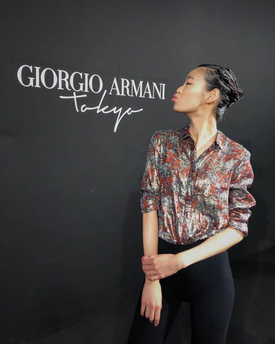 芦田ユリナのインスタグラム：「Grazie Mille @armani 💋✨ • • • • #GACruise #GiorgioArmani #ArmaniBeauty #アルマーニ #backstage #bts #Resort2020 #Cruise2020」