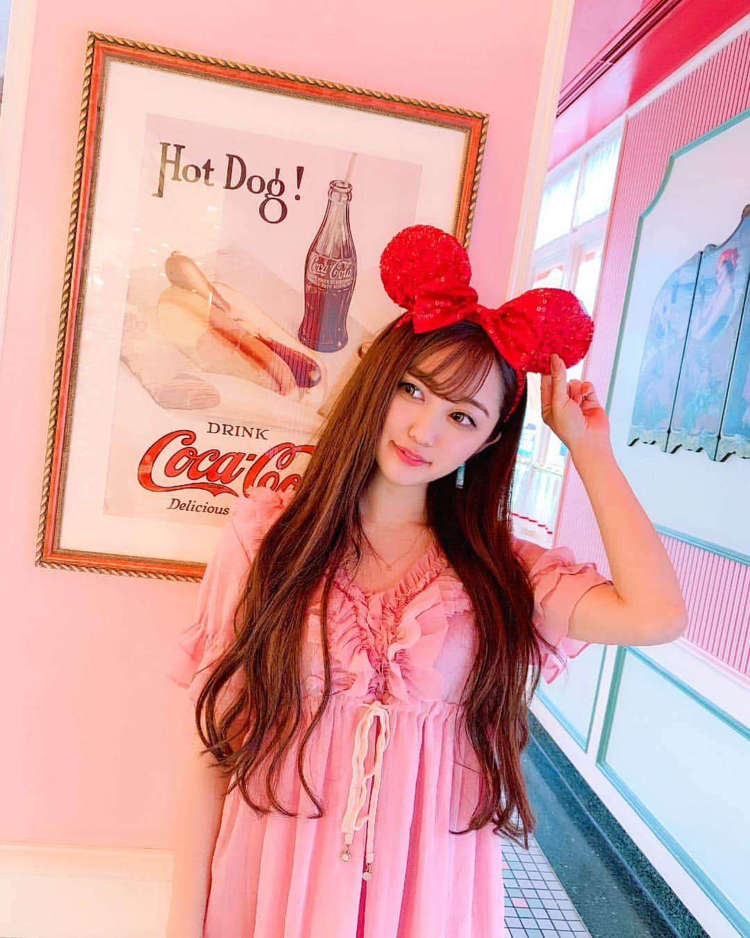 松本ゆんさんのインスタグラム写真 - (松本ゆんInstagram)「💖💓💖💓💖💓💖. * #disneyland …🎂🌈. 暑過ぎたっっっ(´°̥̥̥̥̥̥̥̥ω°̥̥̥̥̥̥̥̥｀). * #idol #gravure #japan #pink #tokyodisneyland #f4f #follow #followme #me #travel #travelphotography #travelgram #disney #cute #グラビア #アイドル #恵比寿マスカッツ #松本ゆん #ディズニーランド #ディズニー好きと繋がりたい #disneyresort #ディズニー写真部 #좋아요 #팔로우 #인친환영 #오오티디 #여행스타그램 #얼스타그램 #셀피」5月25日 22時03分 - m_y0729