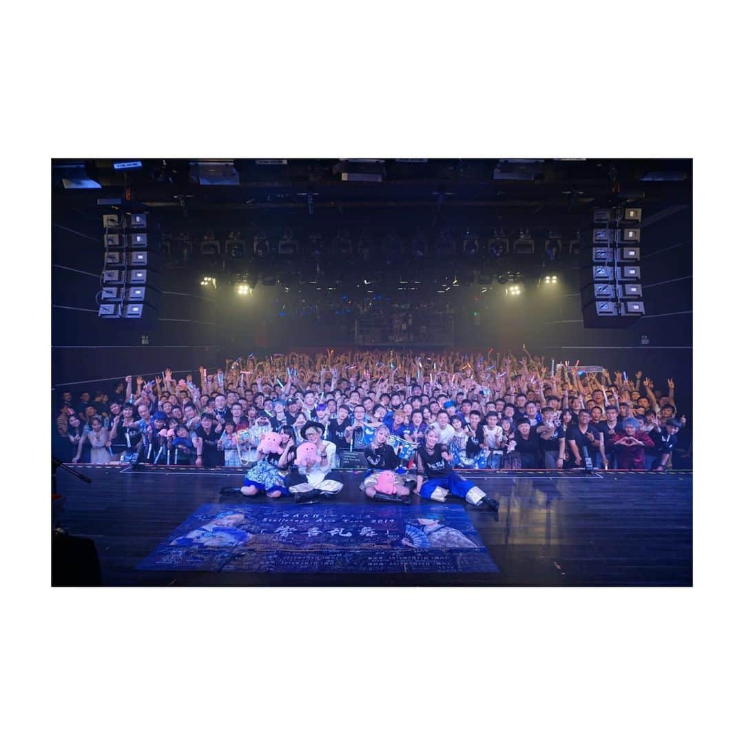 のインスタグラム：「深圳、我愛你們❤️ #garnidelia #stellacage #stellacageasiatour #stellacageasiatour #shenzhen」