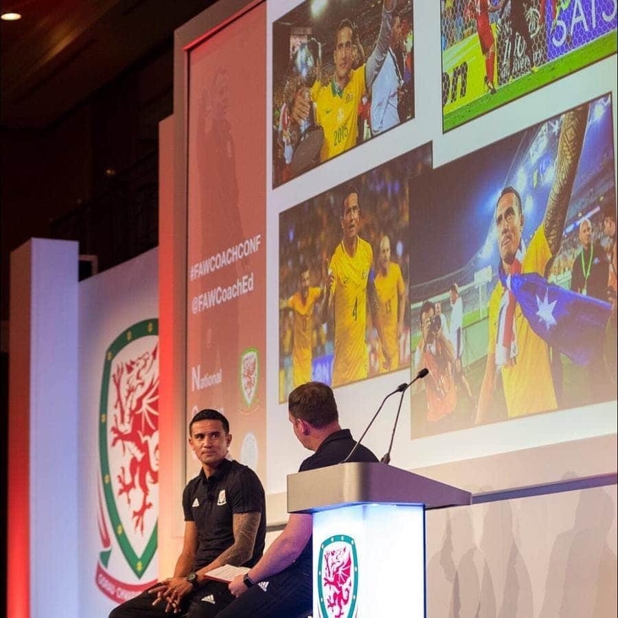 ティム・ケーヒルさんのインスタグラム写真 - (ティム・ケーヒルInstagram)「Really enjoyed the National Coaches Conference with @fawtrust 👏🏼⚽️ Thanks for inviting me to be one of the guest speakers for your event.」5月25日 22時30分 - tim_cahill