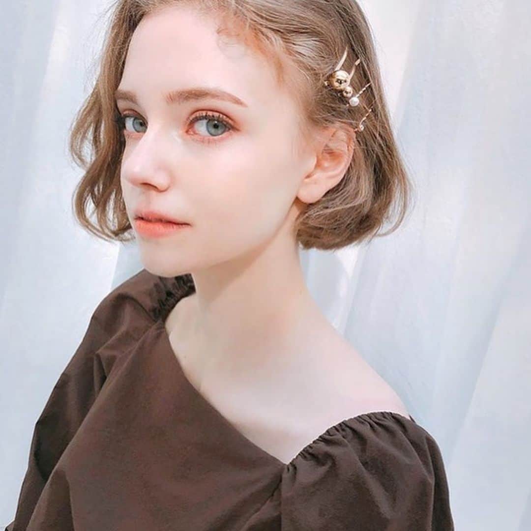 Chuuのインスタグラム：「@chuu_goods💛✨」