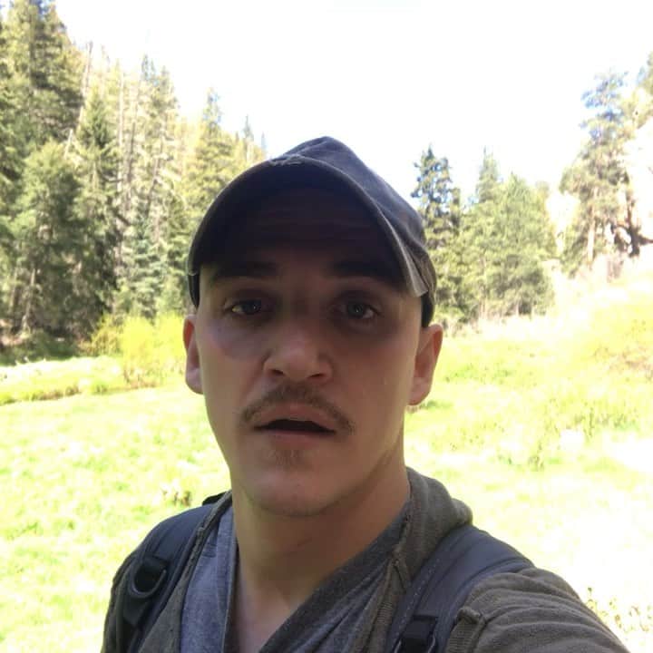 カイル・ガルナーのインスタグラム：「Adventure dayyyy」