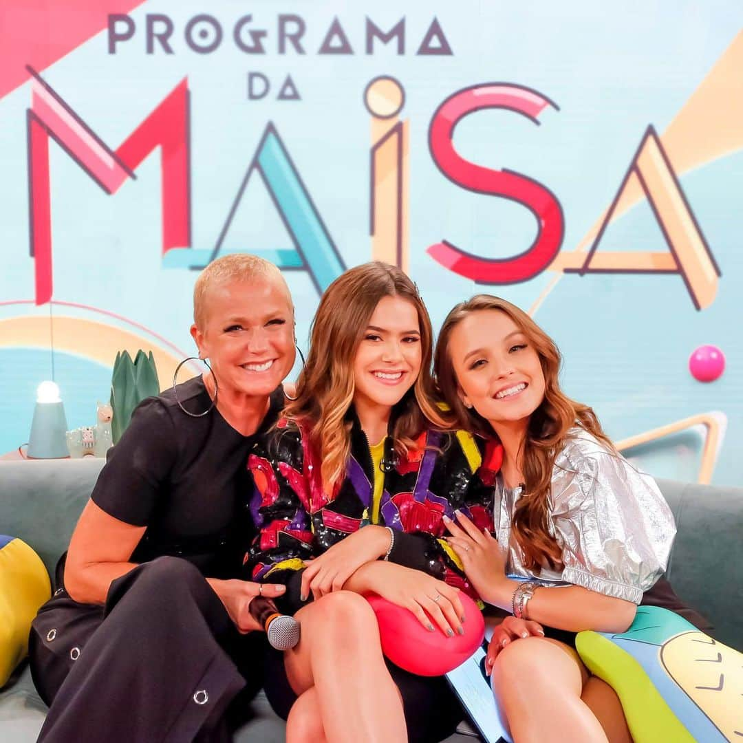 Maisa Silvaさんのインスタグラム写真 - (Maisa SilvaInstagram)「daqui a pouco ❤️ @larissamanoela @xuxamenegheloficial」5月26日 1時19分 - maisa