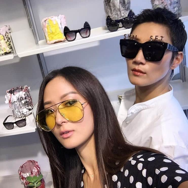 Vogue Taiwan Officialさんのインスタグラム写真 - (Vogue Taiwan OfficialInstagram)「​​【#LoveWins彩虹故事 5/6】婚姻平權對你而言最大的意義是______？﻿ ​​﻿ ​​#愛最大「我周邊都是觀念開放的人，因此大家都覺得這個 [台灣婚姻平權] 是社會上理所當然的進程。」﻿ ​​⠀﻿ ​​「有些樂於表達自己感受的朋友大肆慶祝，非常開心，但也有其他人覺得內心的喜悅不用昭告天下。我想這是因為我們都感到這是必然的下一步—就像是「歐這真的發生了...很好！」但我確實感到滿滿的正能量，因為這代表我們還在理性的道路上。」﻿ ​​﻿ ​​想知道更多 @sunles 的心路歷程，請關注 @vogue 和 @voguetaiwan。﻿ ​​ ﻿ ​​//﻿ ​​﻿ ​​【Vogue Series 5 of 6 】What does same sex marriage equality mean to you?﻿ ​​﻿ ​​#LoveWins​🌈​ “I surround myself with open-minded people and everyone feels [same sex marriage equality in Taiwan] should be a natural progression of our society.﻿ ​​⠀﻿ ​​“There are friends who are particularly vocal about how they feel – they are celebrating, they're so happy – but then there are friends who are happy, but don't feel the need to express this. I think this is because we all feel that it is an obvious next step – like ‘Okay it has happened... great!’ But I do think this is a wonderful sentiment because it means that this is a logical progression.”﻿ ​​﻿ ​​Follow Taipei creative consultant @sunles’s story this week on @vogue and @voguetaiwan. Interview part-conducted in Mandarin.﻿ ​​﻿ ​​#Vogue雙語讀時尚 #LoveIsEqual #lgbt#lgbtq​🌈​ #lovewon #同性婚姻」5月26日 1時24分 - voguetaiwan