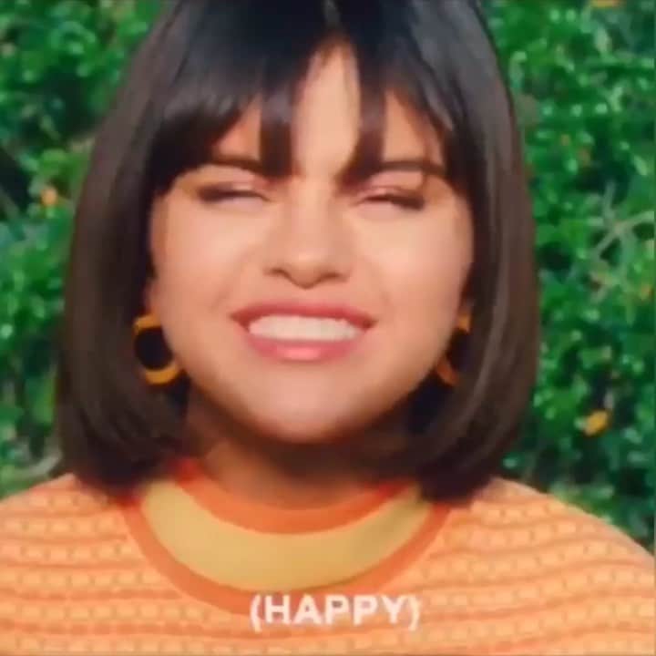 Always With Selenaのインスタグラム：「She’s do adorable」