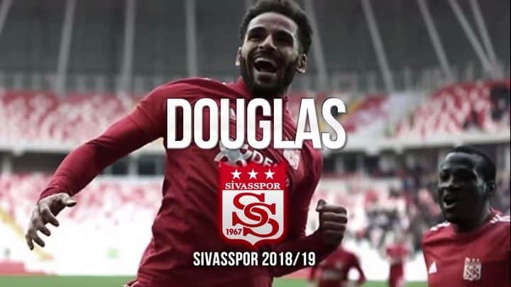 ドグラス・サントスのインスタグラム：「Teşekkürler @sivasspor」