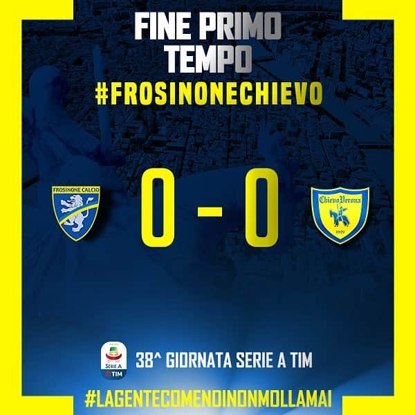 ACキエーヴォ・ヴェローナさんのインスタグラム写真 - (ACキエーヴォ・ヴェローナInstagram)「1st Half #FrosinoneChievo 0️⃣-0️⃣ #lagentecomenoinonmollamai #addioalcalcio #pellissier #calcio #seriea #campionato #stirpe」5月26日 1時51分 - acchievoverona