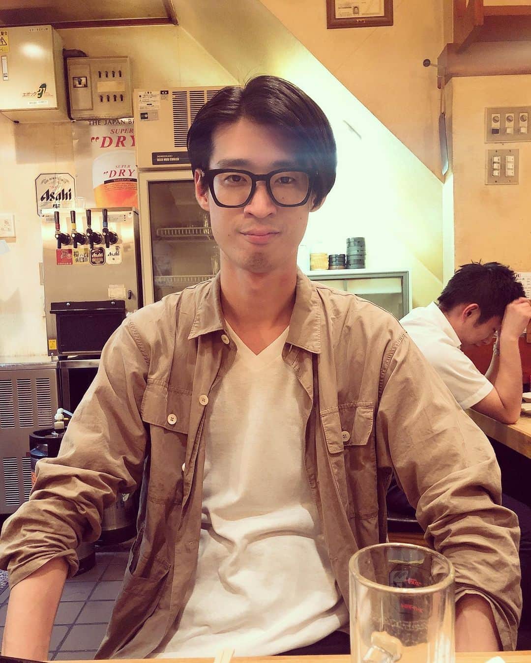 芦沢統人のインスタグラム：「米田くんとサシ飲み。 めちゃ楽しい。」