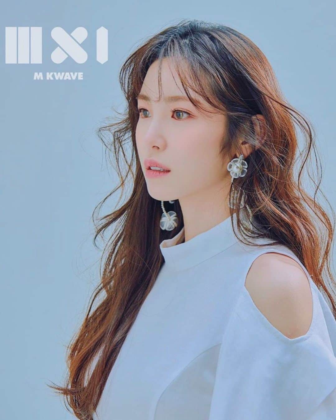 LIECOLLECTIONさんのインスタグラム写真 - (LIECOLLECTIONInstagram)「@superstar_jhs in LIE SS19 for @mxi_magazine  #liecollection #newcollection #magazine#shoot #LIElook #photoshoot #nyfw #ss19look #dress #coldshoulder #collection #LIE #fashionweek #ss19 #outfitideas #shopping #outfitdujour #dressup #dresses」5月26日 3時23分 - liecollection_