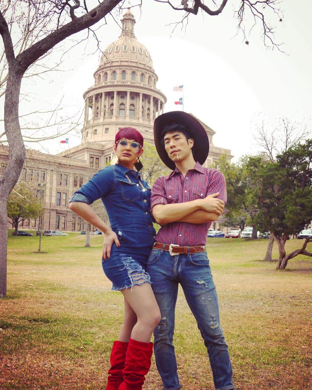 ユージン・リー・ヤンさんのインスタグラム写真 - (ユージン・リー・ヤンInstagram)「Met new and old friends in the Try Guys’ special travel video about my hometown Austin, Texas! ⭐️ @playtimewithjax @cynthialeefontaine」5月26日 3時33分 - eugeneleeyang