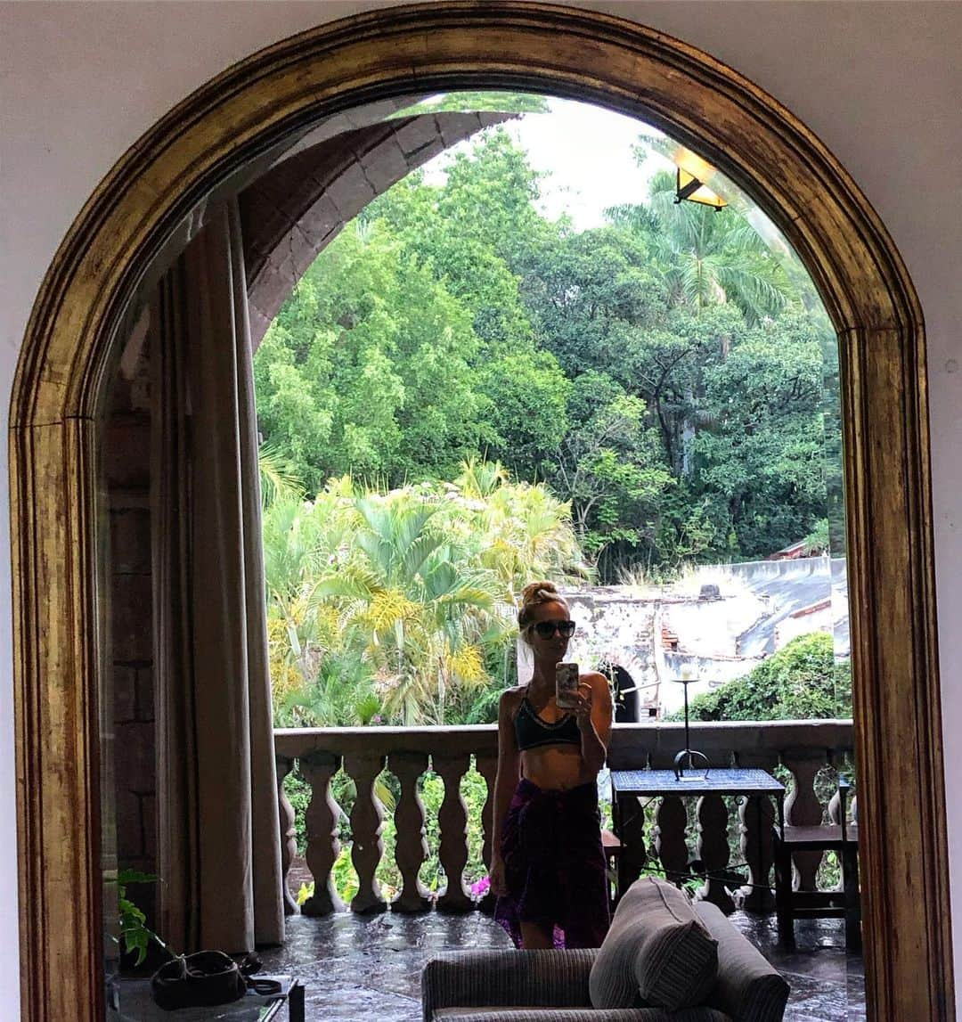 アンナ・キャンプさんのインスタグラム写真 - (アンナ・キャンプInstagram)「Going to miss u @haciendasangabrieldelaspalmas ...but not ur ghost 😉 or ur mosquitos. But u were lovely.」5月26日 3時29分 - therealannacamp