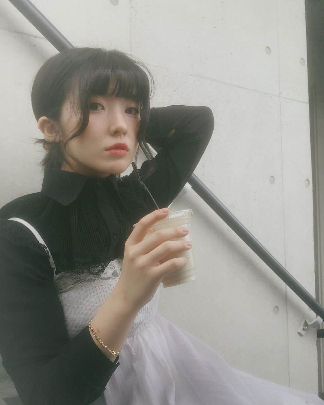 東雲れいかのインスタグラム：「. . .  #honymihoney  #paravion  #viviennewestwood  #cliomakeup」