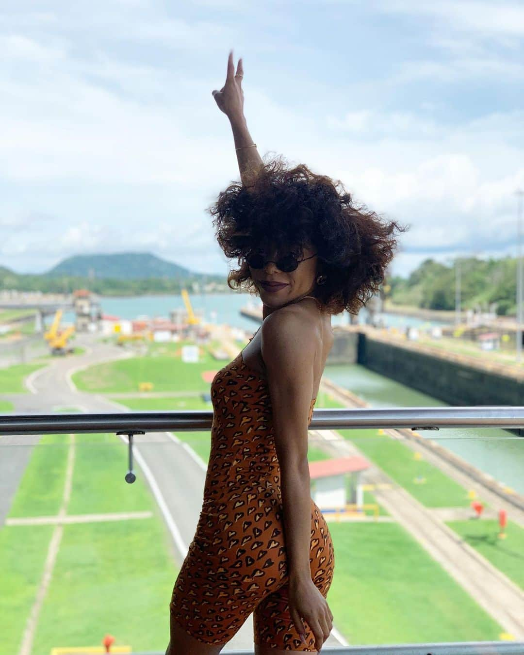 Kaelynn KK Gobert-Harrisさんのインスタグラム写真 - (Kaelynn KK Gobert-HarrisInstagram)「I made it!!! Finally got to see the Panama Canal ! Trip made 🦋」5月26日 3時43分 - kaelynnharris