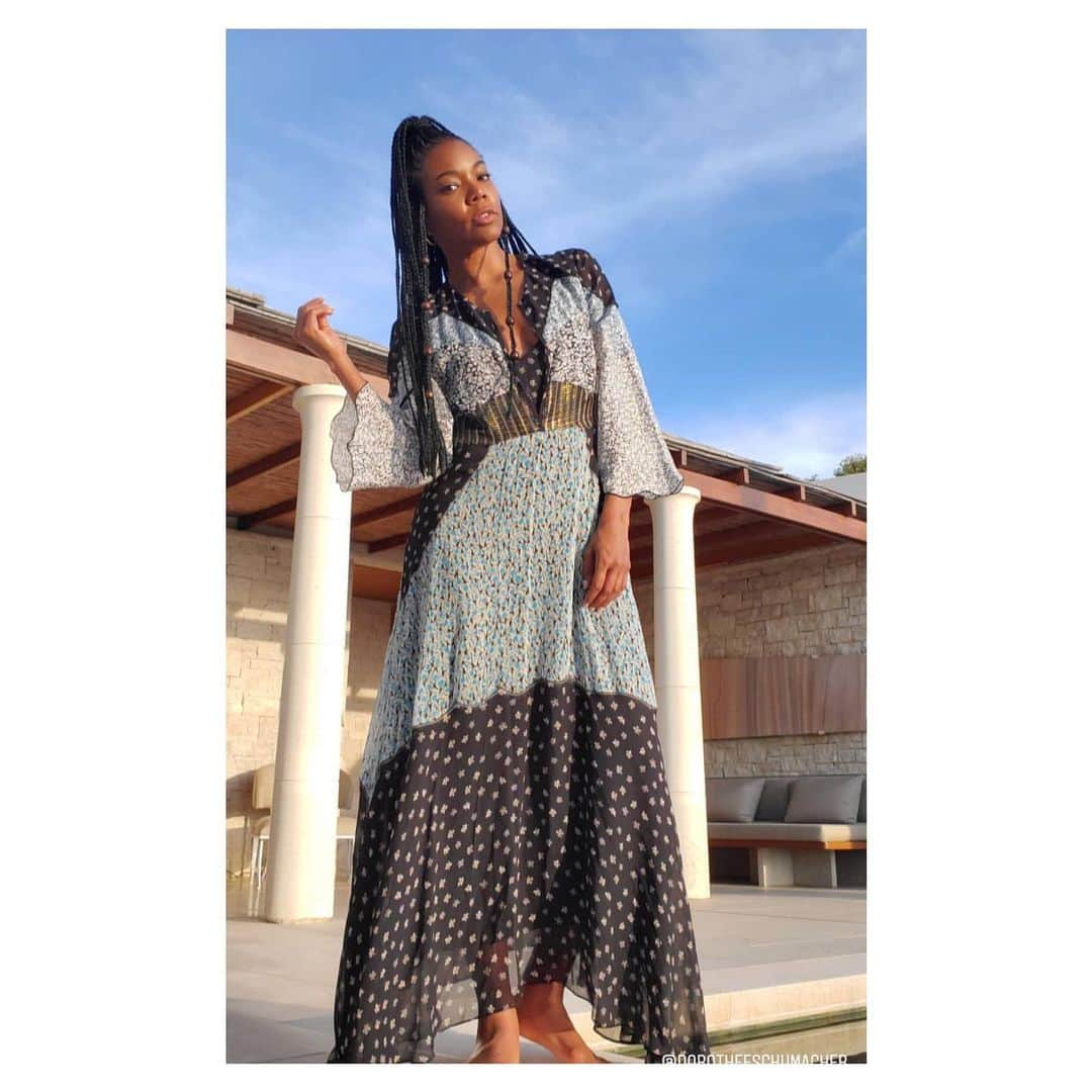 シューマッハさんのインスタグラム写真 - (シューマッハInstagram)「So in love with  @gabunion 😍 wearing our #ss19 #energeticmix #dress 🙌 #love #gabrielleunion #vacationmood #summer #traveltheworld #inspiration #fashion #mood #colors #acolorfulmind #saturdays #weekendmood」5月26日 3時48分 - dorotheeschumacher