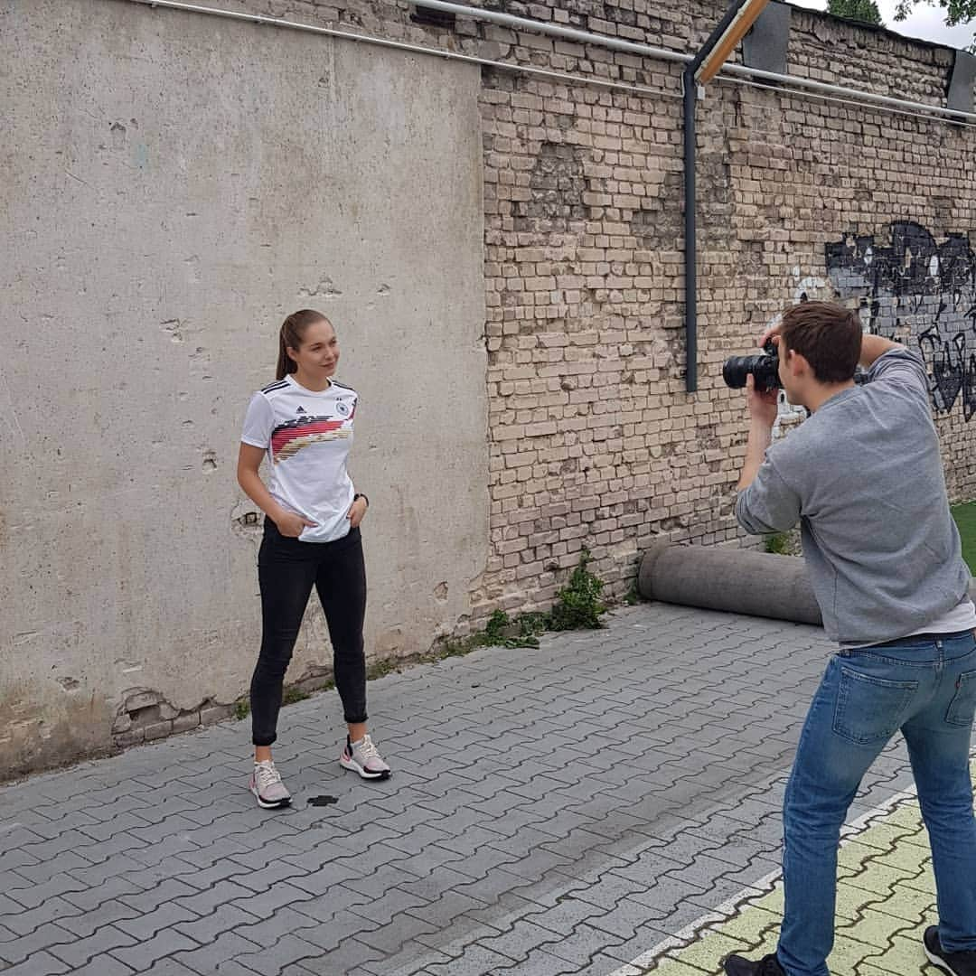 ジーナ・ルケンケムペルさんのインスタグラム写真 - (ジーナ・ルケンケムペルInstagram)「Pokalwochenende mit meiner Adidas Family in Berlin!  Großen Dank @adidas_de , dass ihr uns regelmäßig zusammen bringt ❤ *Werbung da Markennennung*  #squadgoals #adidas #teamadidas #adidasfamily #creator #creatorsquad #heretocreate #neverdone #teamlueckenkemper #teamlückenkemper #dfbpokal」5月26日 4時14分 - ginalueckenkemper