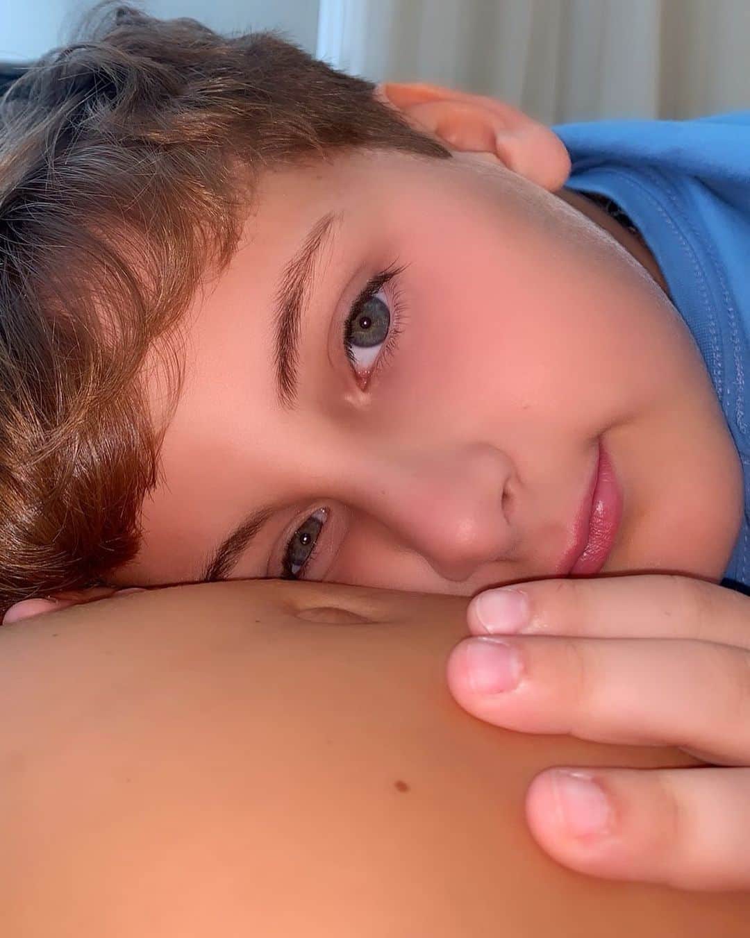 Claudia Leitteのインスタグラム：「Ele e a irmã dele! 🤰🏼🥰」