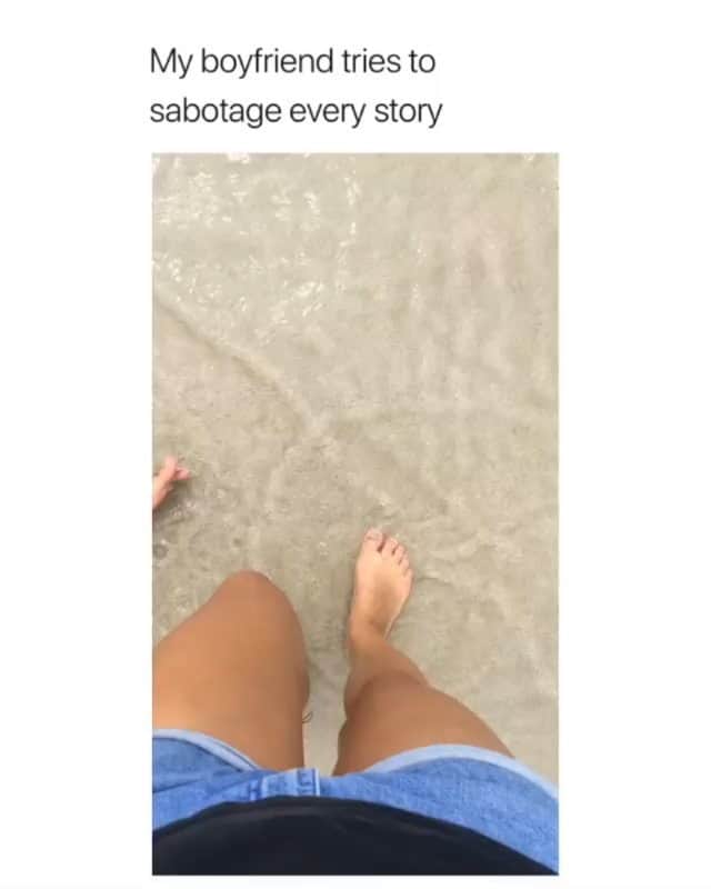 Funny Postsのインスタグラム：「••••••••••• 😂 Me, walking on hot sand 💬 Video by: @abbiegoes 🎥 Double tap for more videos!」