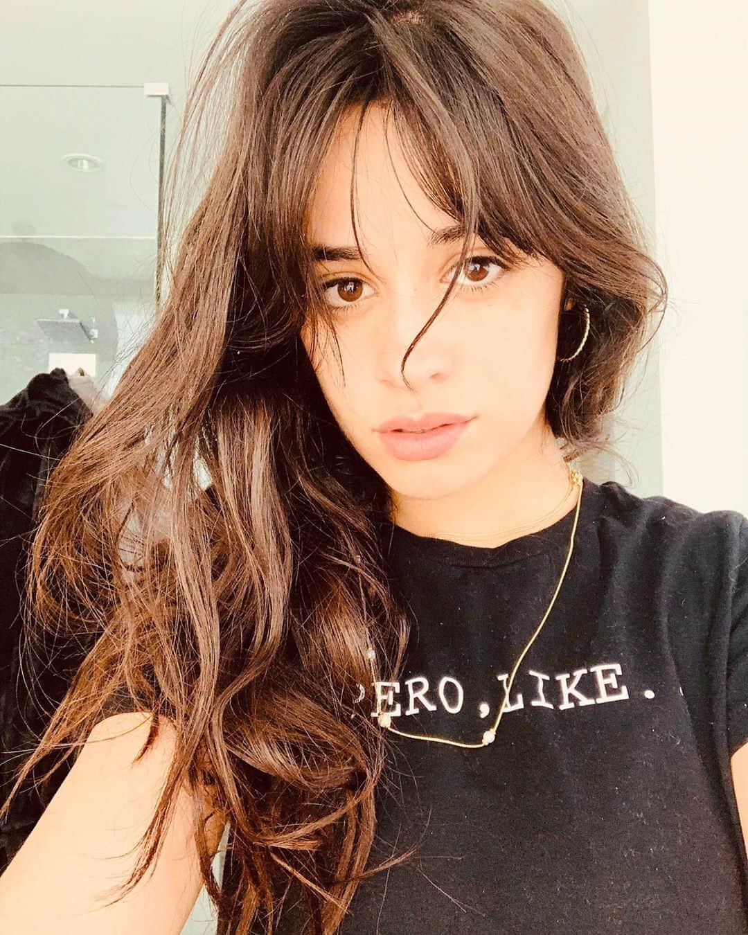 MTVさんのインスタグラム写真 - (MTVInstagram)「Brb getting lost in #CamilaCabello’s eyes for the rest of the weekend 💖| 🔁 @camila_cabello」5月26日 5時00分 - mtv