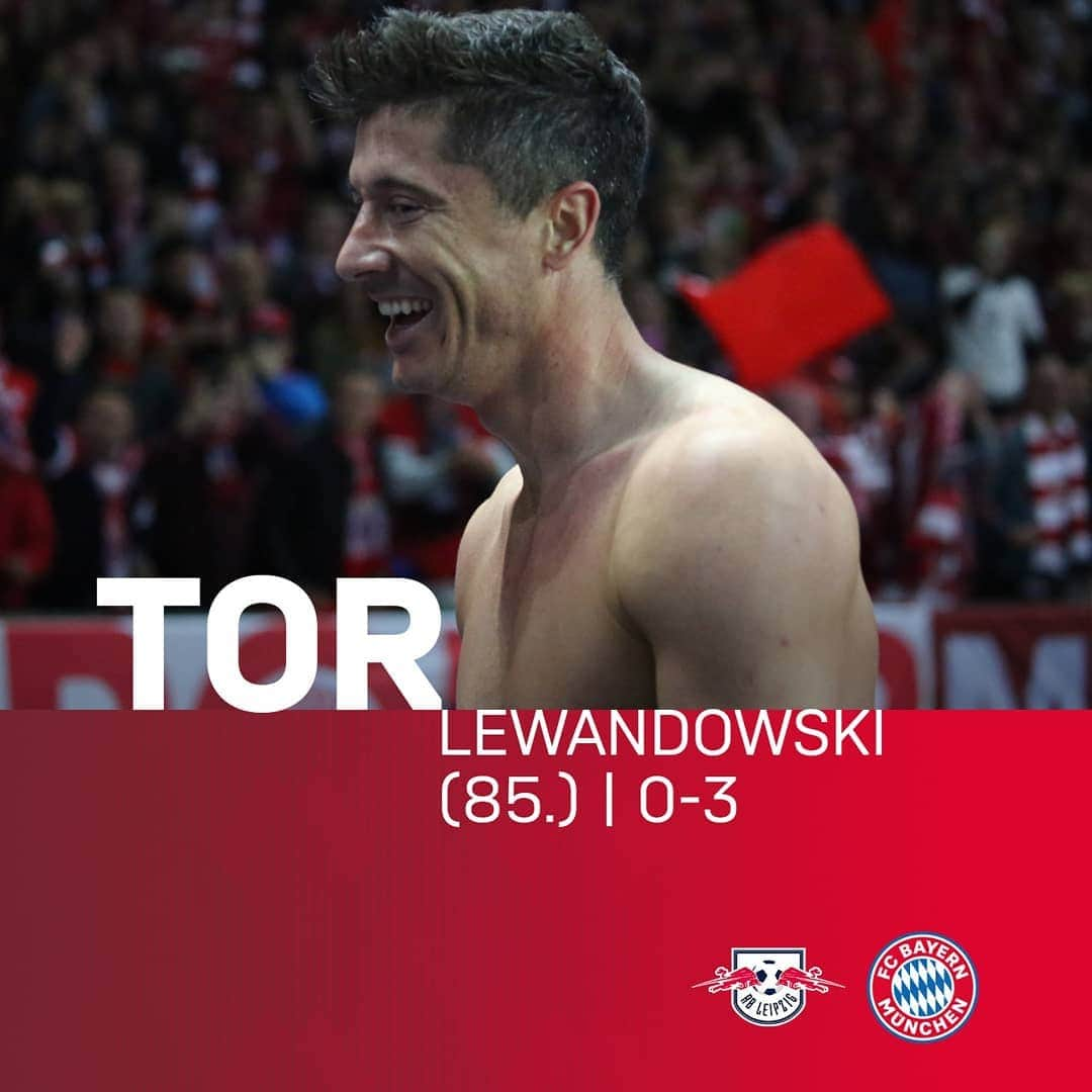 バイエルン・ミュンヘンさんのインスタグラム写真 - (バイエルン・ミュンヘンInstagram)「LEWANGOALSKI 💪💪💪 #RBLFCB 0-3」5月26日 4時54分 - fcbayern