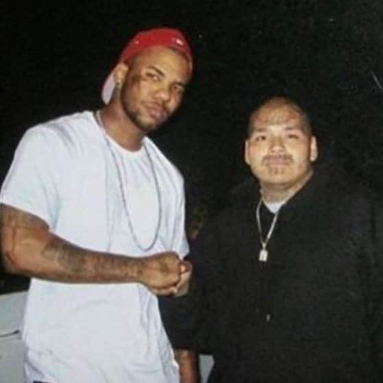 ゲームのインスタグラム：「I woke up & am just now being made aware of the Black & Hispanic war going on in Long Beach & I have aversion for the entire situation. There has always been implanted division in Los Angeles between crips & bloods which growing up was normal. No one is really there to give youth the comprehension to make them understand that there is no root to the self hate we possess for one another. It’s been over 60 years for the Bloods & Crips & even longer for Blacks & Hispanics. In Compton, we have a few Hispanic gangs, which to them if you were Black period, it was a green light to kill you & vice versa. For me it was hard to grasp because I grew up in a foster home & I had brothers who were Hispanic so I always got a pass as they did because everyone knew we were family. Once I turned 18, I went my separate way & so did my (Mexican) brothers Calvin & Chris. Me being from “Cedar Block Piru” & them being from “Playboy Gangstas” never altered the LOVE we had in our hearts from one another. It wasn’t easy growing up together as we both had to defend each other from our respective races until they got the picture that we weren’t going to fold. Few years passed & I got signed to Aftermath & I was working on my 1st album & when I recorded my single “Westside Story” Calvin came to support me & him being there reminded me to start my song off with “Crip niggas, Blood niggas, Ese’s, Asians, Dominicans, Puerto Rican’s, Whiteboy’s, Jamaicans etc.... & that ended up having a tremendous impact on the unity not only in Los Angeles but worldwide. In life, most good things come to an end & as the years passed tension here rose again & Calvin “Spanky” (my brother pictured above) ended up getting murdered in this city after going thru everything we went thru growing up simply because we cannot outgrow this hate for one another implemented by the government so that we kill each other off making it easier for them to gentrify our neighborhoods & save them money they’d have to spend educating us & creating more jobs. If any Black or Hispanic kid or adult reads this, understand that the cycle needs to be broken & you are the key. There has always been #BlackAndBrownLove. #RIPCalvin ✊🏾🇲🇽」