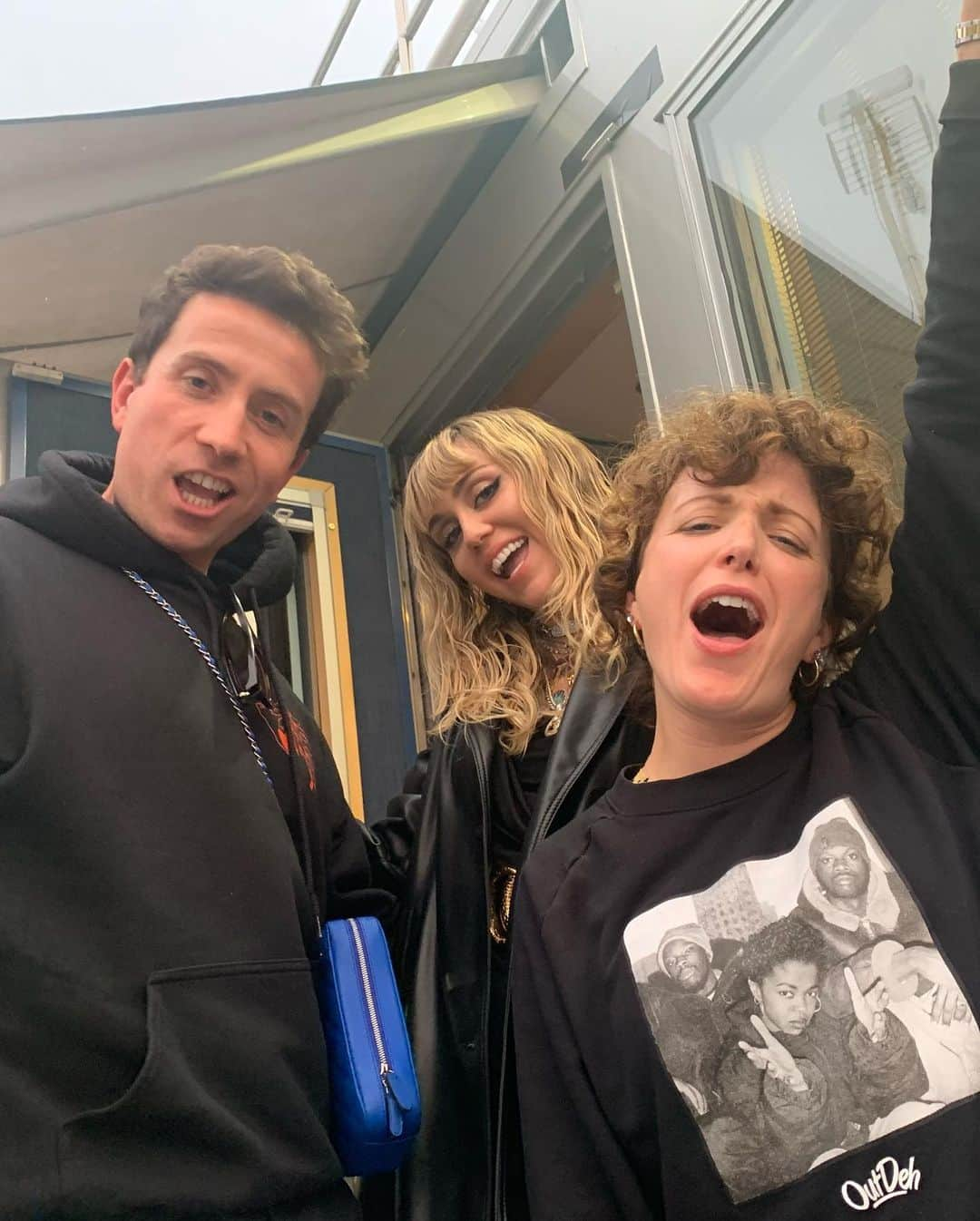 ニック・グリムショーさんのインスタグラム写真 - (ニック・グリムショーInstagram)「Me, Miley, Mac, Middlesbrough.」5月26日 5時56分 - nicholasgrimshaw