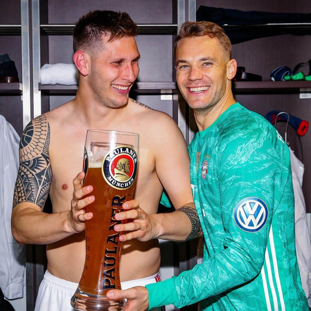 バイエルン・ミュンヘンさんのインスタグラム写真 - (バイエルン・ミュンヘンInstagram)「🏆 Double winners 2️⃣0⃣1⃣9⃣ #MiaSanMia」5月26日 7時04分 - fcbayern