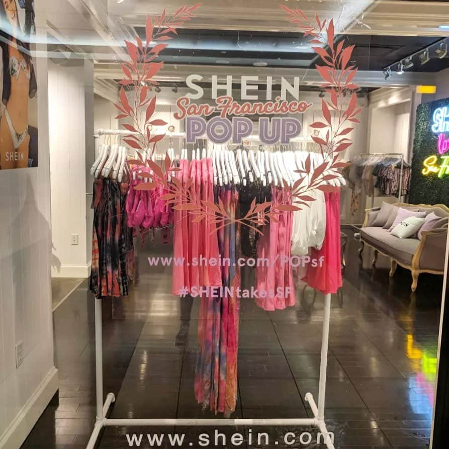 SHEINさんのインスタグラム写真 - (SHEINInstagram)「💜SAN FRANCISCO💜: We’ve fully RESTOCKED our shop! Come shop our vacation styles and get your closet ready for all your summer travels! We’re here for 2 MORE DAYS ONLY! Tag your favorite SAN FRAN babes below & let them know to meet you here! #SHEINtakesSF #MeetSHEIN 👉Use code "SFPOP15" for extra 15 % off, for online use at us.shein.com (link in bio) Open Shop Hours:  5/24 -5/25 10AM-8:30PM 5/26 11AM-7PM 📍 San Francisco Centre: 865 Market St. Space 351. SF, CA 94103 (3rd Level, next to Bloomingdale’s)」5月26日 7時15分 - sheinofficial