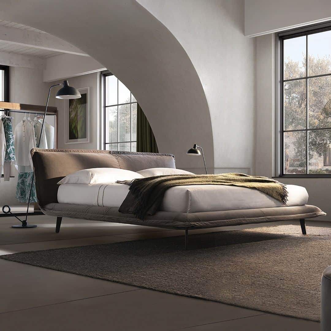 Natuzzi Officialさんのインスタグラム写真 - (Natuzzi OfficialInstagram)「Follow @natuzzi! Inspired by a dream, we blend design, functions, materials and colors to create harmonious living」5月26日 19時00分 - natuzzi