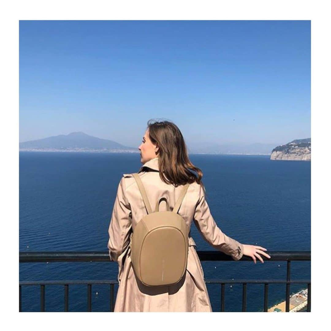 XD Designさんのインスタグラム写真 - (XD DesignInstagram)「@ellenkonovalenko and her travelbuddy Bobby Elle in #Sorrento #Italy 🇮🇹 • • • • #xddesign #bobbybackpack #xddesignbobby #bobbyelle #antitheftbag #igers #ig_daily #instatravel #travelers #italia #packandgo #travellifestyle #travelgear #photooftheday #journey #globetrotter #keepexploring #modernnomad #gotyourback #travelmore #digitalnomad #doyoutravel #thetraveltag #travelfun #adventureseekers #adventuretraveler #passportlife #discovertheworld」5月26日 17時43分 - xddesign